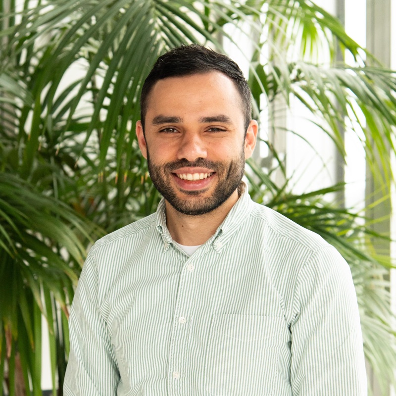 Dr. Vardan Barsegyan